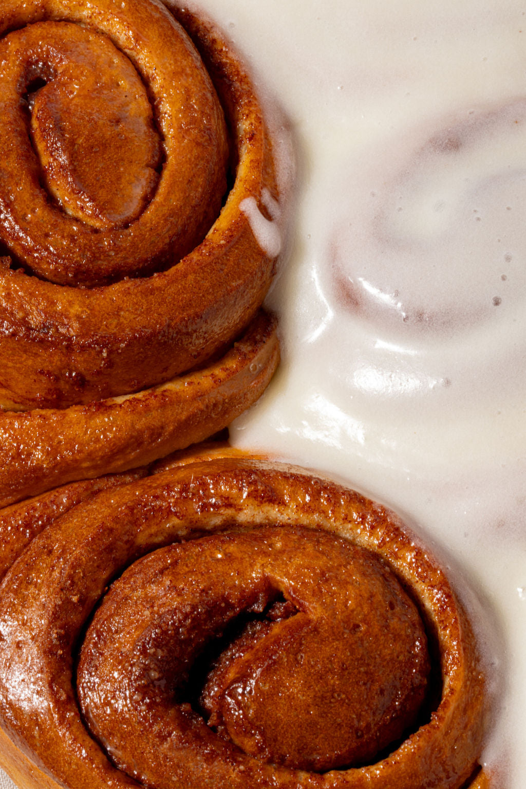 Cinnamon Roll Cake