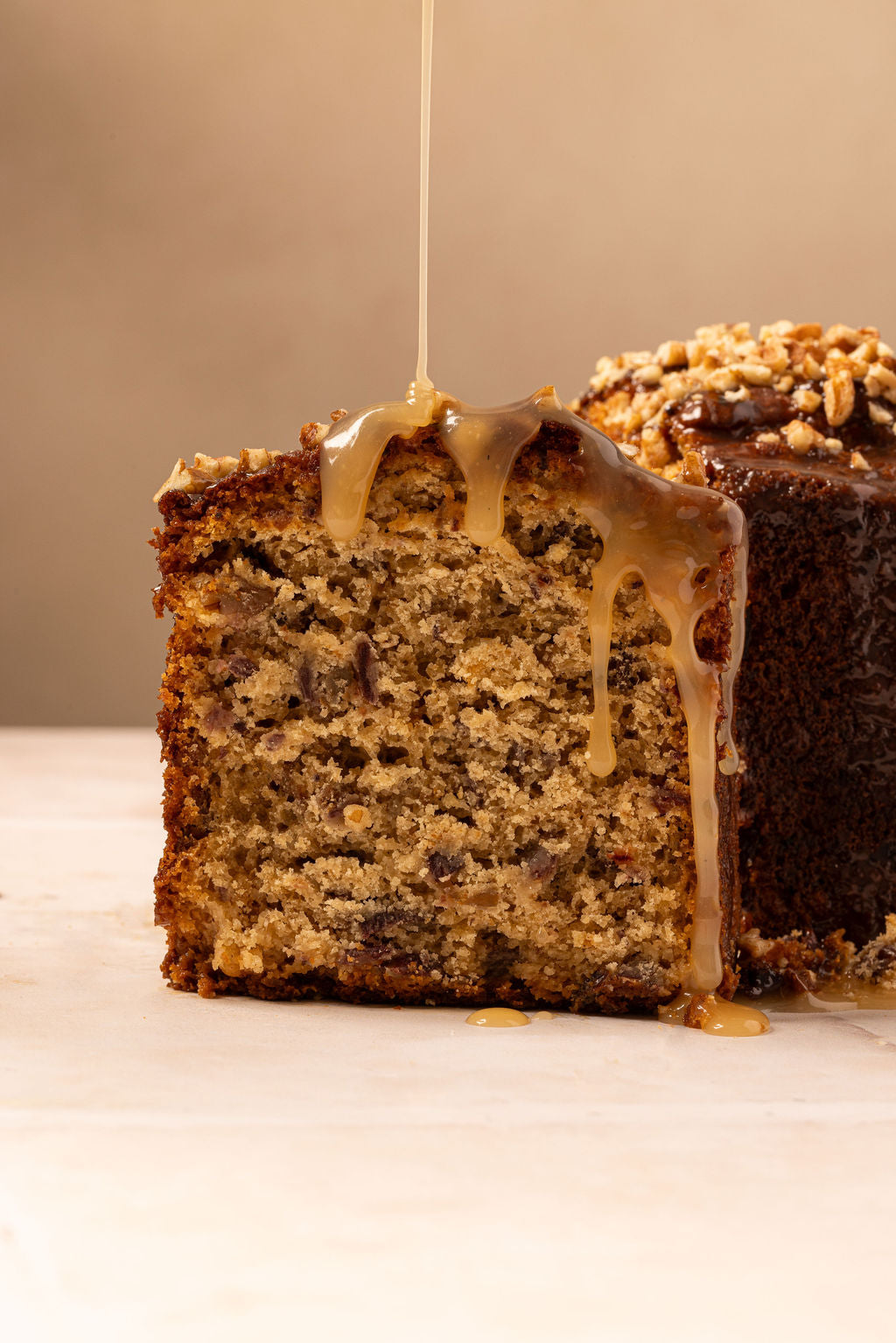 Panqué de Dátil con Nuez y Maple